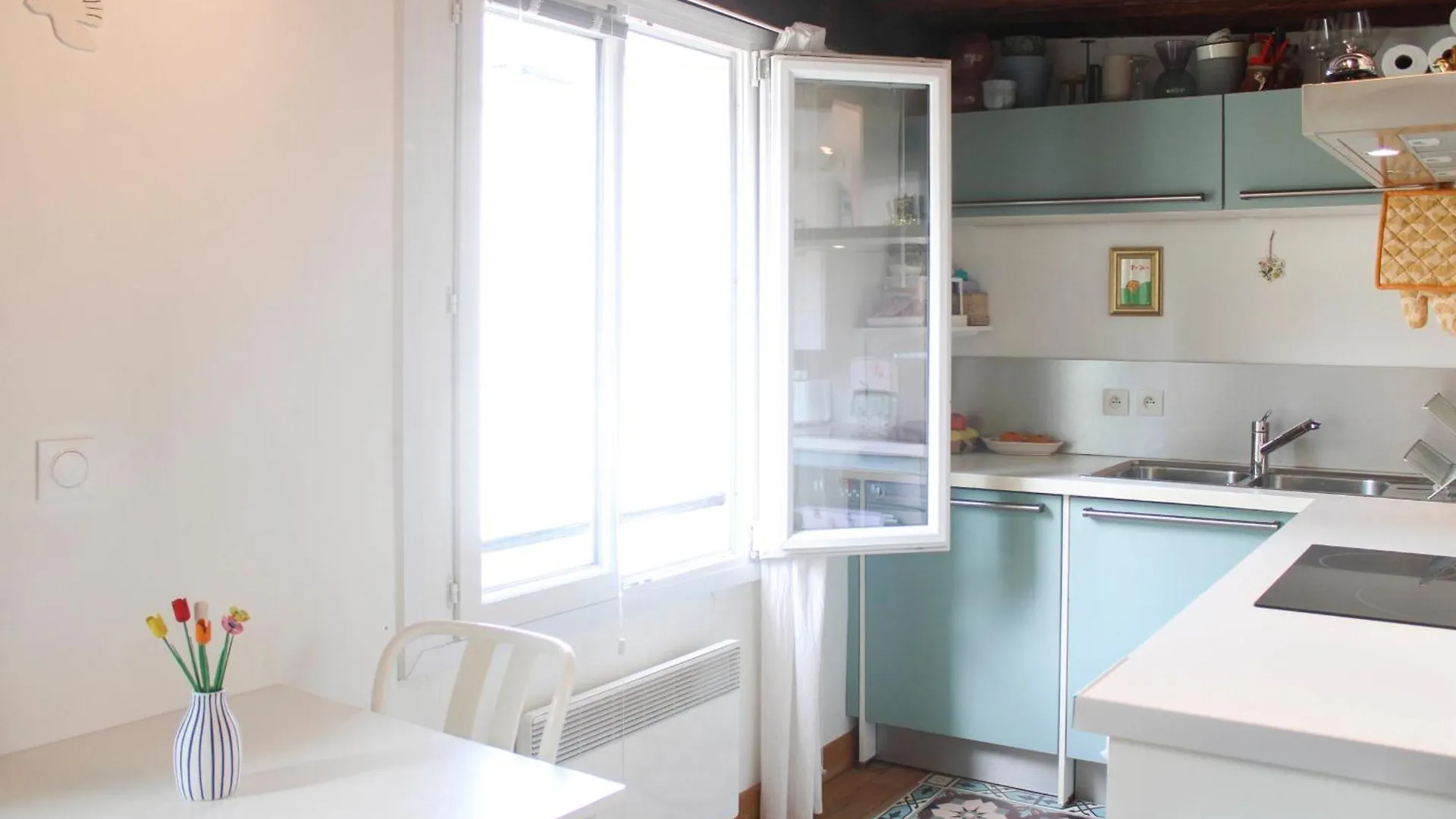 Apartment Bright And Quiet 25 M Paris